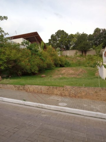Foto 1 de Lote/Terreno à venda, 585m² em Uruguai, Teresina