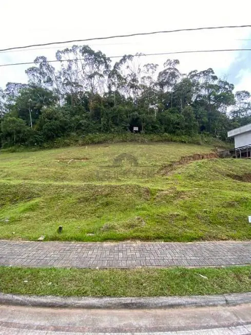 Foto 1 de Lote/Terreno à venda, 251m² em Vila Nova, Joinville