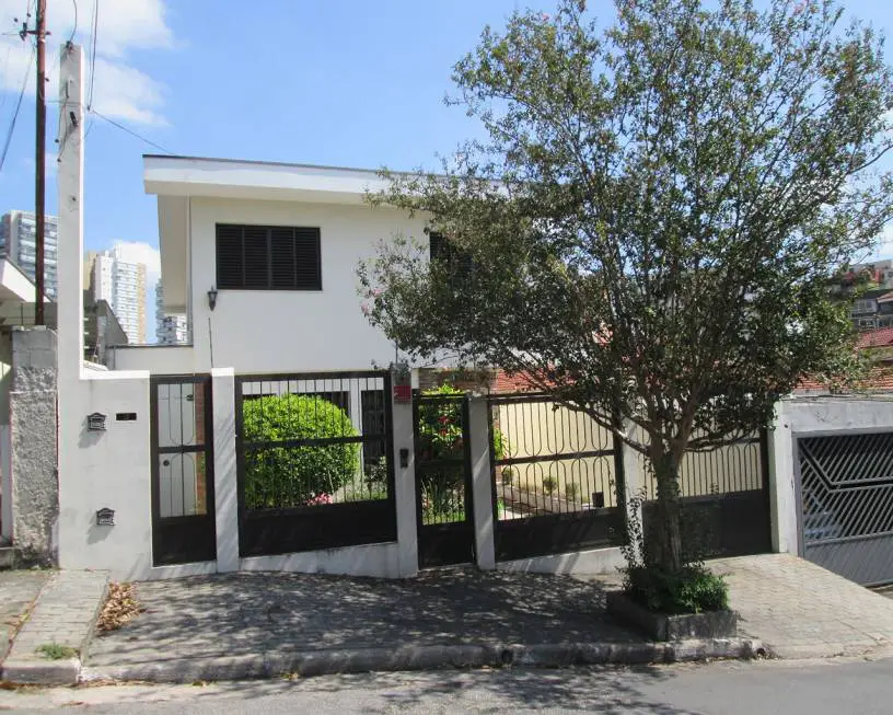 Foto 1 de Sobrado com 4 Quartos à venda, 350m² em Vila Ipojuca, São Paulo