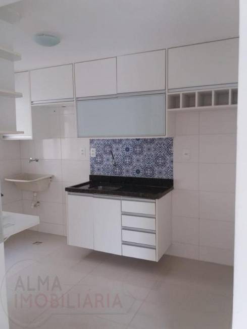Foto 2 de Apartamento com 2 Quartos para alugar, 50m² em Abrantes, Camaçari