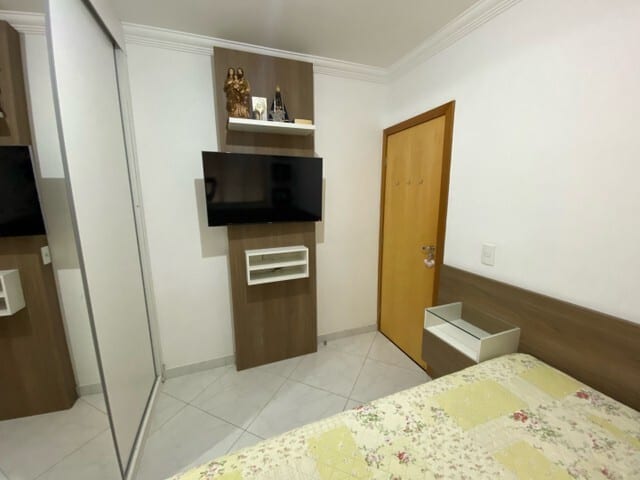 Foto 2 de Apartamento com 2 Quartos à venda, 52m² em Candelaria, Belo Horizonte
