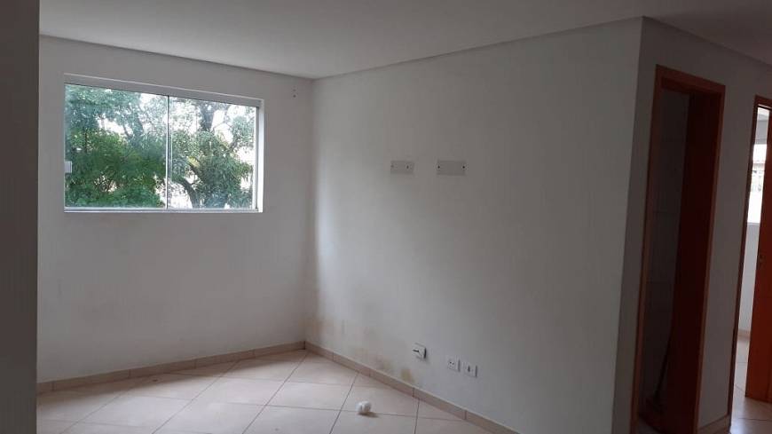 Foto 4 de Apartamento com 2 Quartos à venda, 47m² em Jardim Apucarana, Almirante Tamandaré
