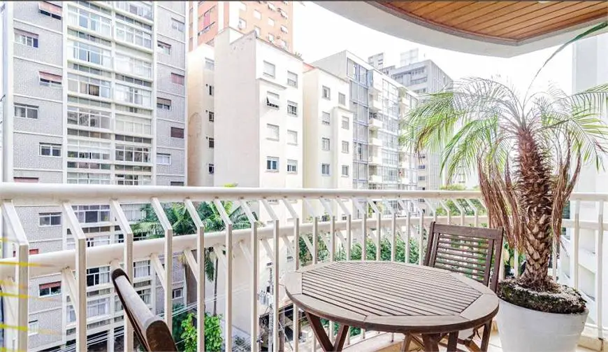 Foto 3 de Apartamento com 2 Quartos à venda, 115m² em Jardim Paulista, São Paulo