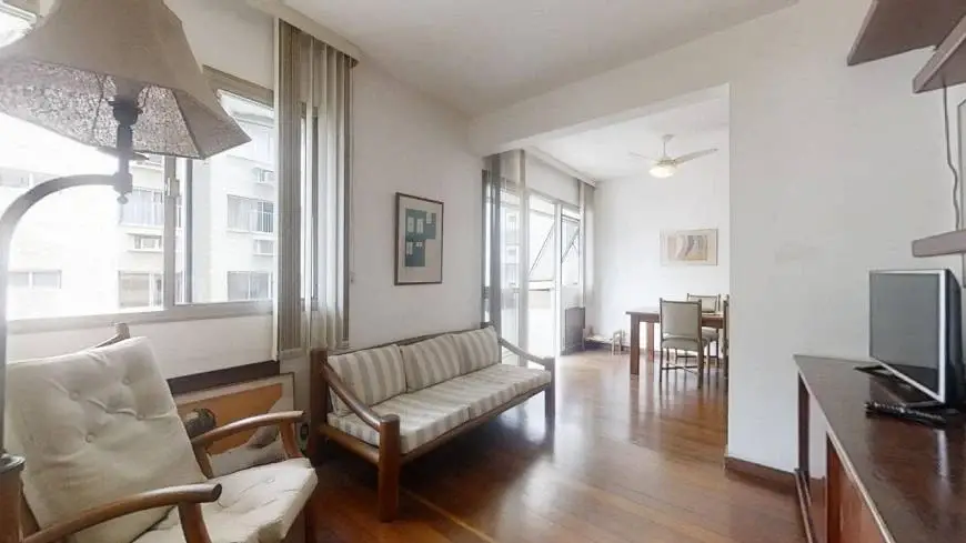 Foto 1 de Apartamento com 2 Quartos à venda, 77m² em Lagoa, Rio de Janeiro