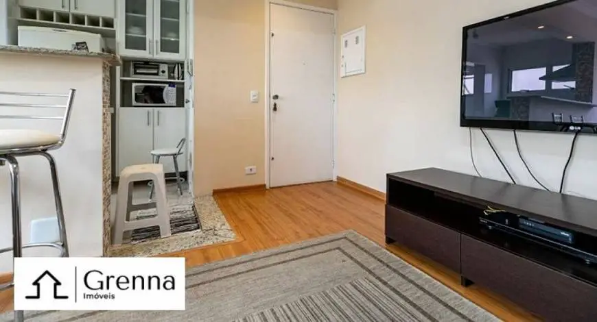 Foto 2 de Apartamento com 2 Quartos para alugar, 57m² em Moema, São Paulo