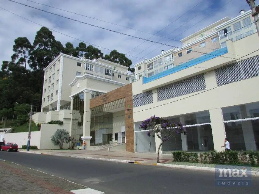 Foto 3 de Apartamento com 2 Quartos para alugar, 66m² em Nacoes, Balneário Camboriú