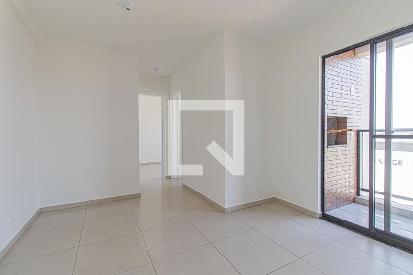 Foto 1 de Apartamento com 2 Quartos para alugar, 50m² em Parque da Fonte, São José dos Pinhais