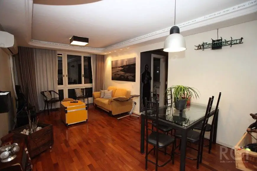 Foto 1 de Apartamento com 2 Quartos à venda, 98m² em Rio Branco, Porto Alegre
