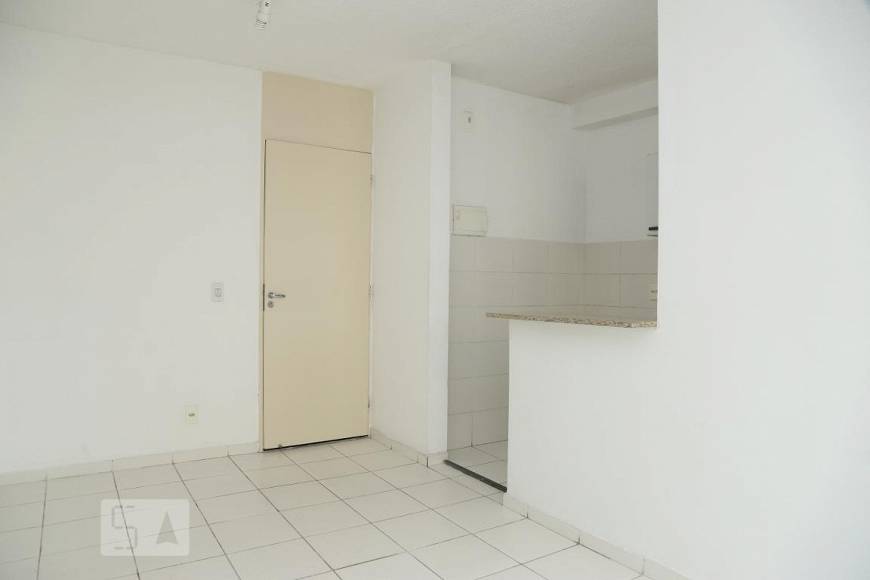 Foto 4 de Apartamento com 2 Quartos para alugar, 48m² em São Cristóvão, Rio de Janeiro