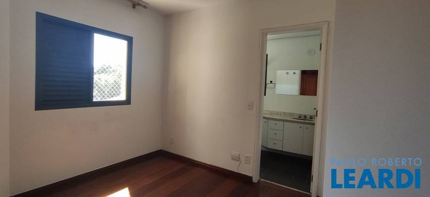 Foto 3 de Apartamento com 3 Quartos para alugar, 105m² em Alto da Lapa, São Paulo