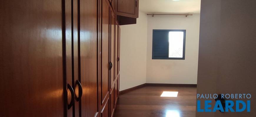 Foto 4 de Apartamento com 3 Quartos para alugar, 105m² em Alto da Lapa, São Paulo