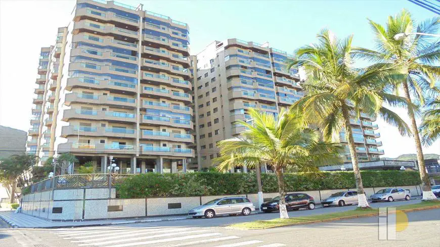 Foto 1 de Apartamento com 3 Quartos à venda, 98m² em Jardim Marina, Mongaguá