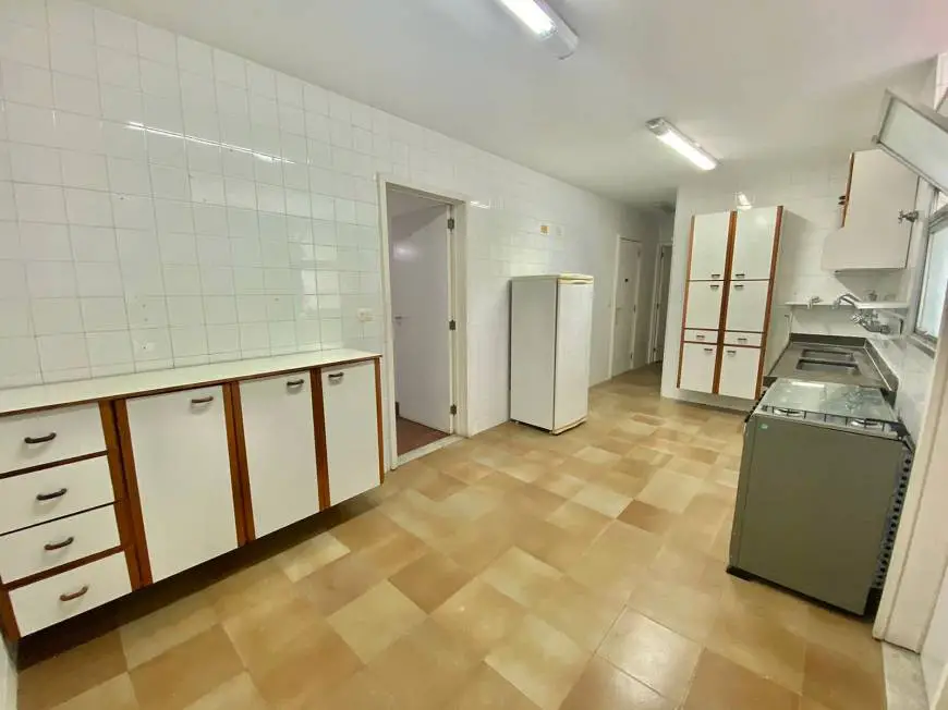 Foto 5 de Apartamento com 3 Quartos para alugar, 170m² em Leblon, Rio de Janeiro