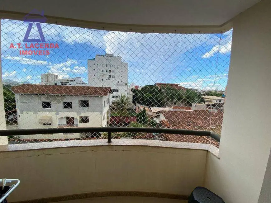 Foto 4 de Apartamento com 3 Quartos à venda, 95m² em Morada do Sol, Montes Claros
