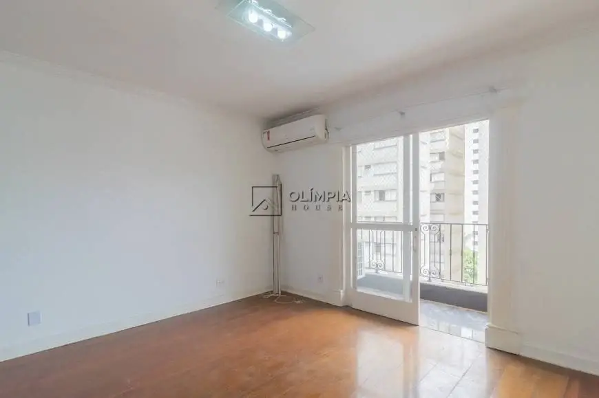Foto 3 de Apartamento com 3 Quartos para alugar, 105m² em Pompeia, São Paulo