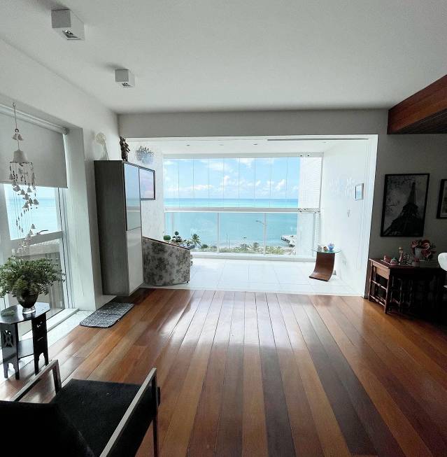 Foto 1 de Apartamento com 3 Quartos à venda, 186m² em Ponta Verde, Maceió