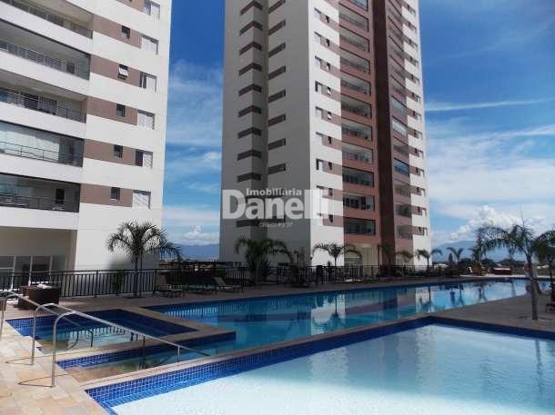 Foto 1 de Apartamento com 3 Quartos à venda, 177m² em Vila Edmundo, Taubaté