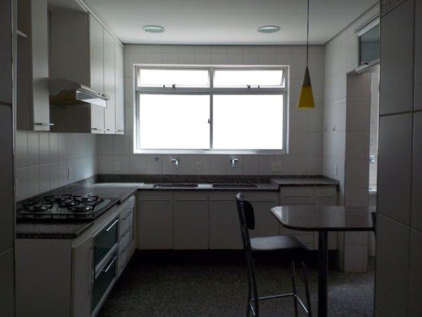 Foto 1 de Apartamento com 4 Quartos para alugar, 150m² em Buritis, Belo Horizonte