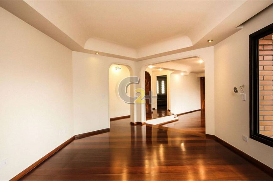 Foto 3 de Apartamento com 4 Quartos à venda, 275m² em Pacaembu, São Paulo