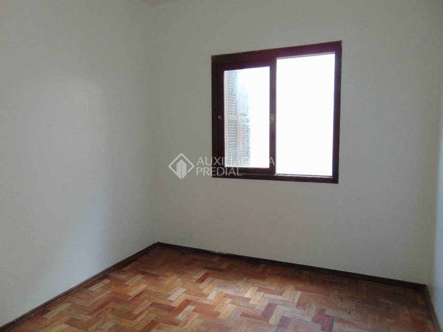 Foto 1 de Casa com 2 Quartos à venda, 167m² em Partenon, Porto Alegre