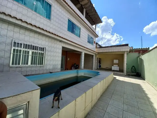 Foto 2 de Casa com 3 Quartos à venda, 198m² em Olinda, Nilópolis