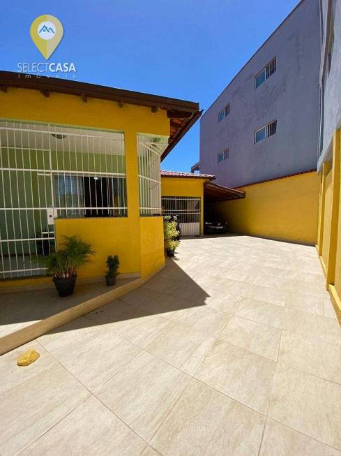 Foto 1 de Casa com 3 Quartos à venda, 165m² em Parque Residencial Laranjeiras, Serra