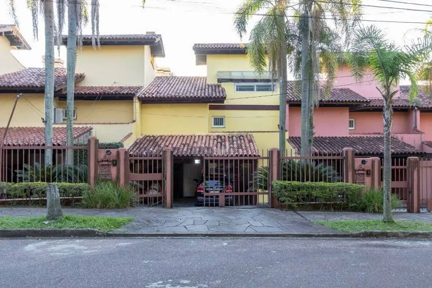 Foto 1 de Casa com 4 Quartos à venda, 381m² em Santa Tereza, Porto Alegre