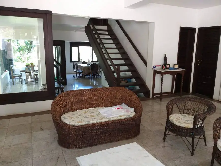 Foto 1 de Casa com 5 Quartos à venda, 630m² em Piatã, Salvador
