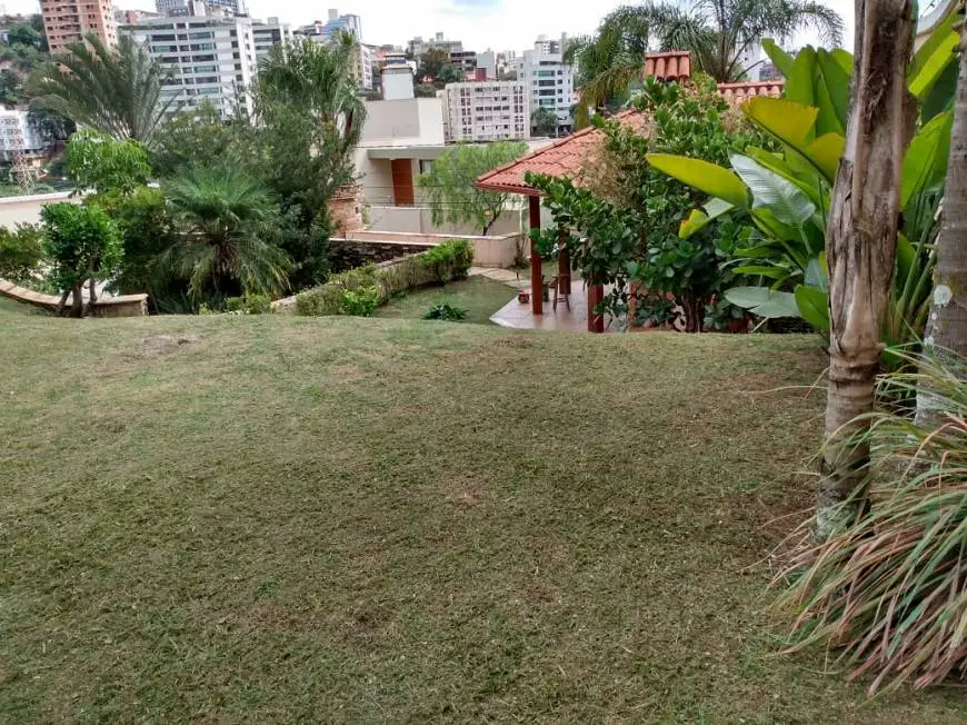 Foto 5 de Casa com 5 Quartos à venda, 400m² em Santa Lúcia, Belo Horizonte