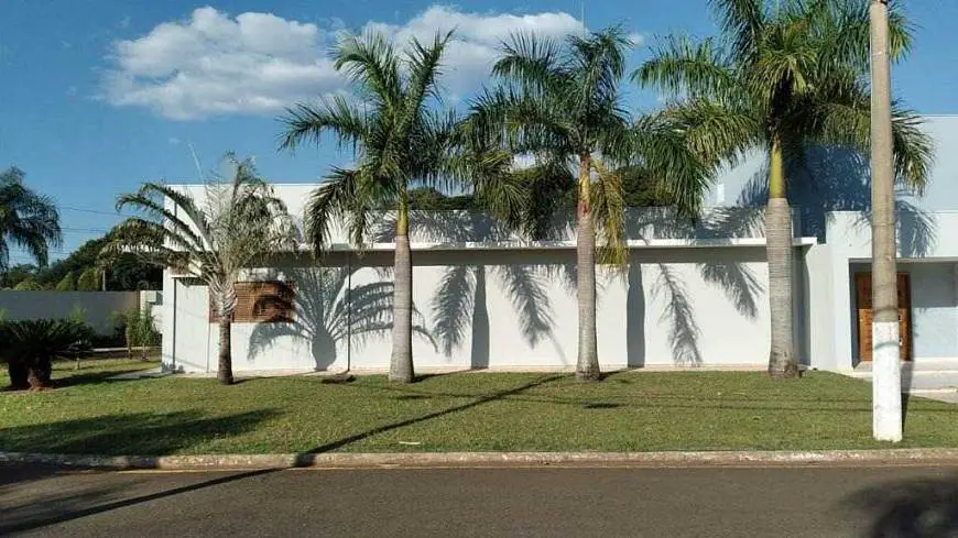 Foto 2 de Casa de Condomínio com 3 Quartos para alugar, 440m² em Cidade Jardim, Araraquara