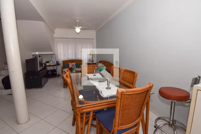 Foto 5 de Casa de Condomínio com 3 Quartos para alugar, 152m² em Enseada, Guarujá