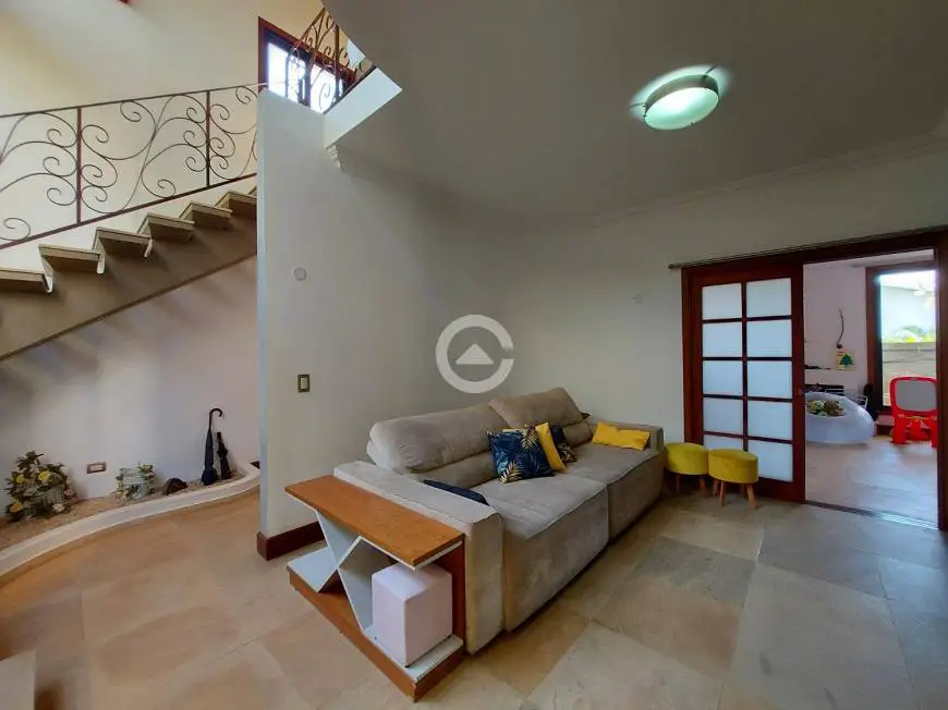 Foto 2 de Casa de Condomínio com 3 Quartos à venda, 273m² em Loteamento Alphaville Campinas, Campinas