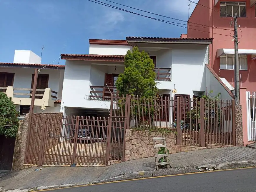 Foto 1 de Sobrado com 5 Quartos à venda, 360m² em Vila Trujillo, Sorocaba
