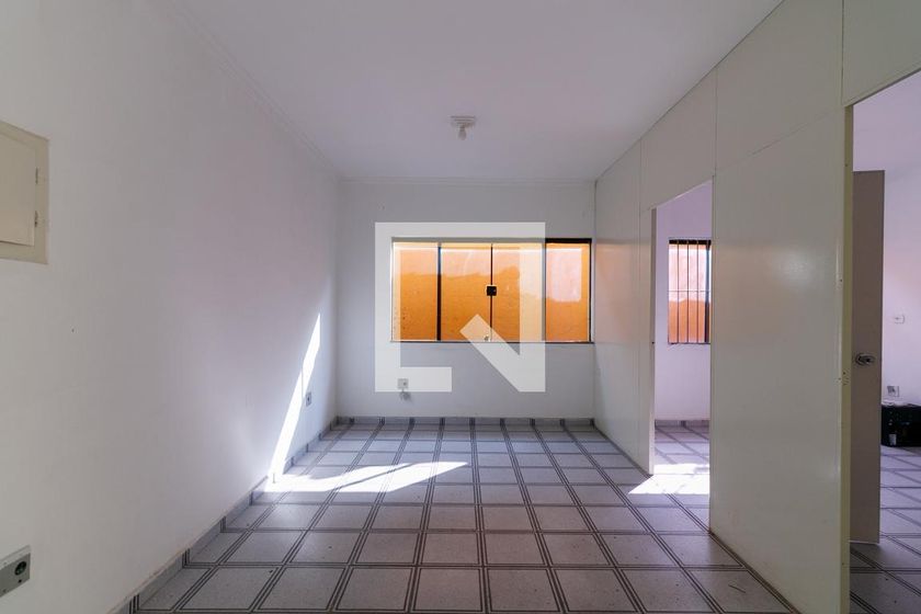 Foto 1 de Apartamento com 1 Quarto para alugar, 30m² em Artur Alvim, São Paulo