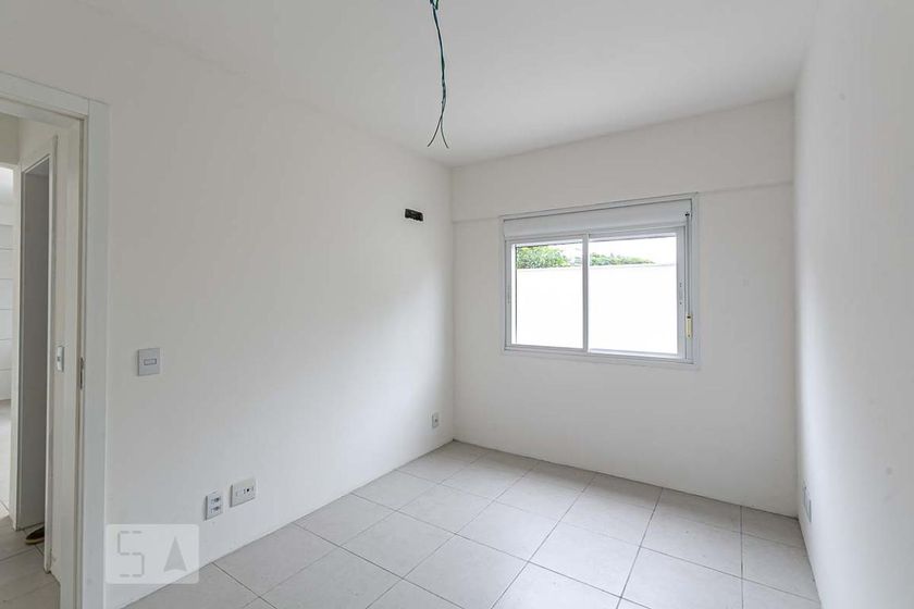Foto 5 de Apartamento com 1 Quarto à venda, 80m² em Santo Antônio, Porto Alegre
