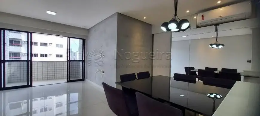 Foto 2 de Apartamento com 2 Quartos à venda, 73m² em Boa Viagem, Recife
