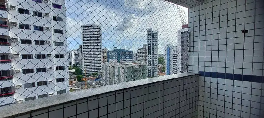 Foto 4 de Apartamento com 2 Quartos à venda, 73m² em Boa Viagem, Recife