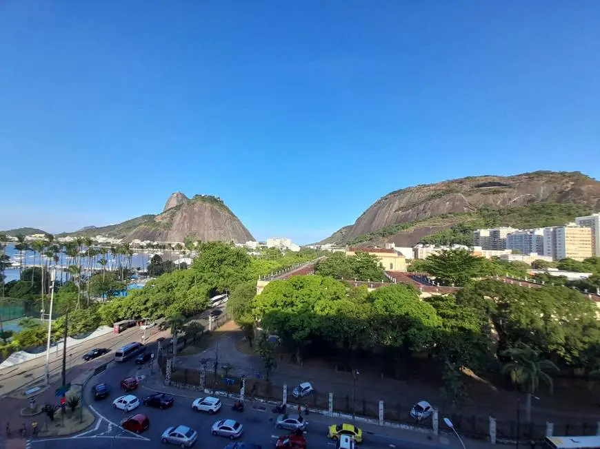 Foto 1 de Apartamento com 2 Quartos para alugar, 69m² em Botafogo, Rio de Janeiro