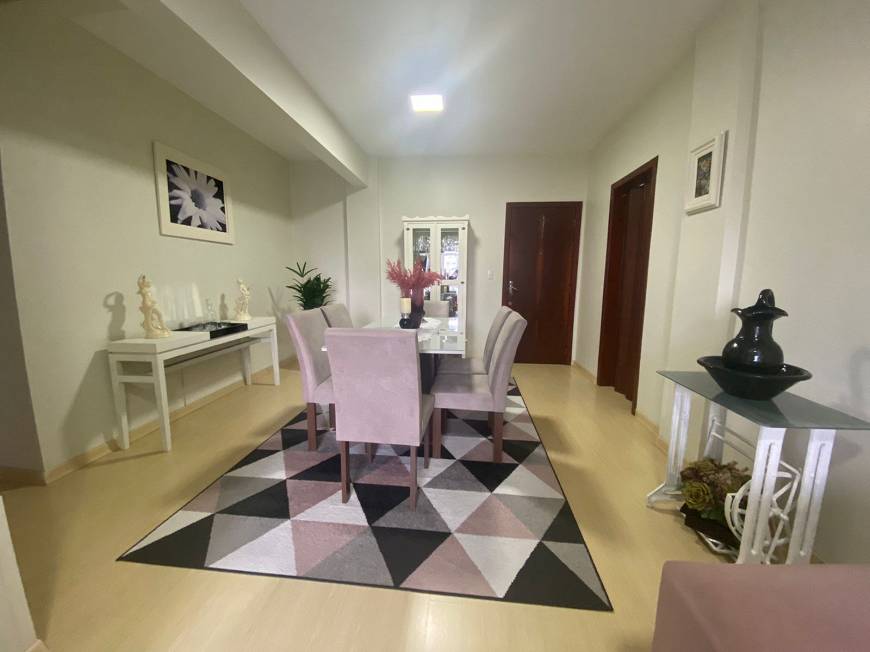 Foto 2 de Apartamento com 2 Quartos à venda, 80m² em Campinas, São José