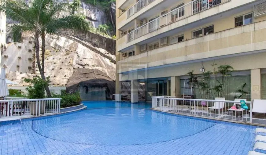 Foto 1 de Apartamento com 2 Quartos à venda, 86m² em Catete, Rio de Janeiro