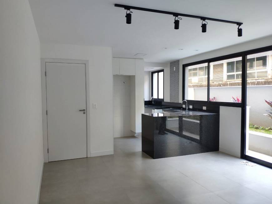 Foto 3 de Apartamento com 2 Quartos para alugar, 96m² em Funcionários, Belo Horizonte