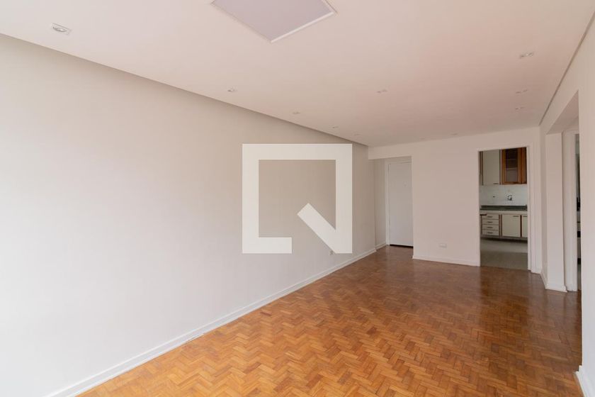 Foto 5 de Apartamento com 2 Quartos para alugar, 105m² em Moema, São Paulo