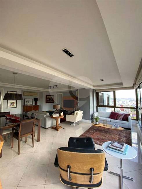 Foto 2 de Apartamento com 2 Quartos à venda, 125m² em Santana, Porto Alegre
