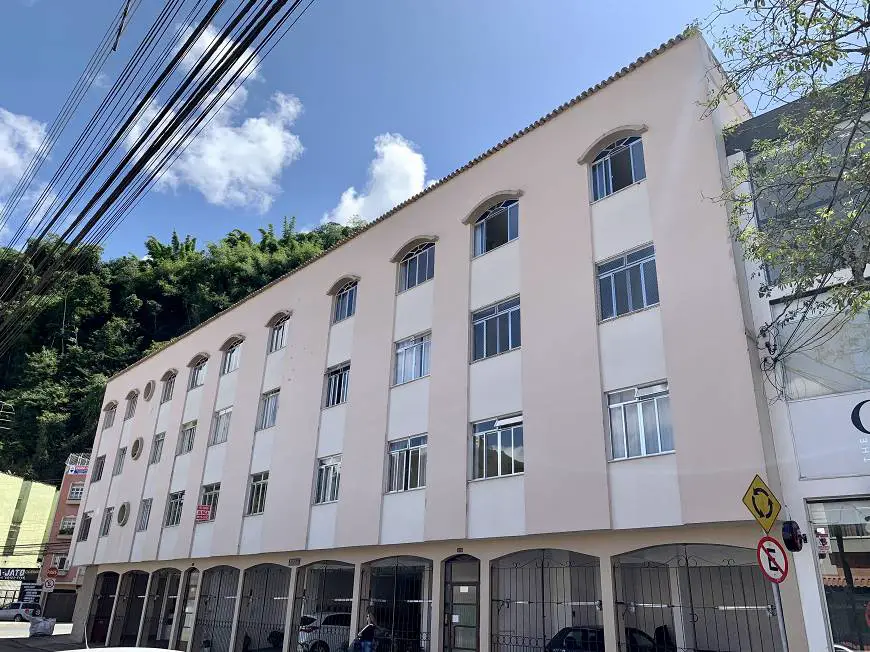Foto 1 de Apartamento com 2 Quartos para alugar, 76m² em São Mateus, Juiz de Fora