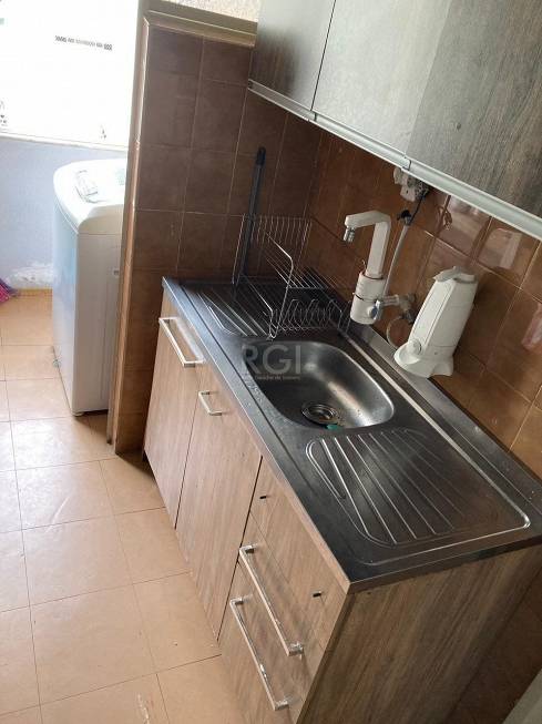 Foto 4 de Apartamento com 2 Quartos à venda, 54m² em Vila Nova, Porto Alegre