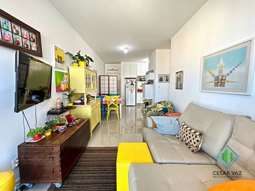 Foto 1 de Apartamento com 3 Quartos à venda, 85m² em Canto, Florianópolis