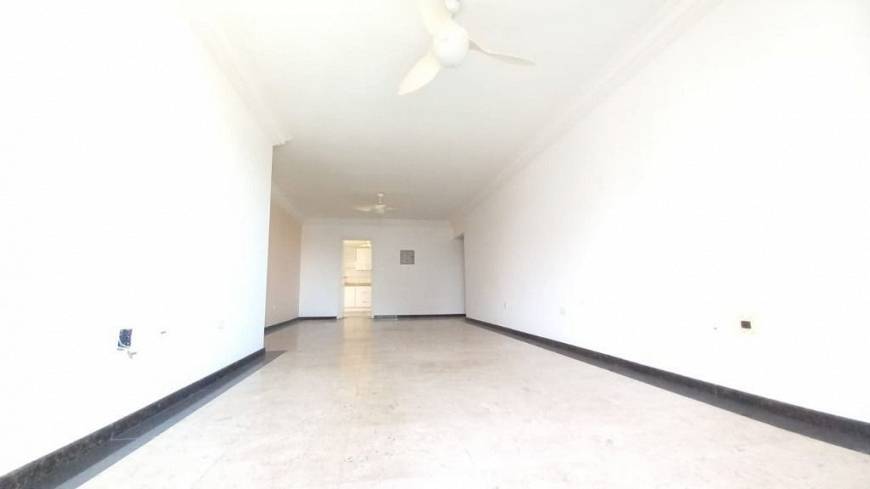 Foto 3 de Apartamento com 3 Quartos à venda, 135m² em Canto do Forte, Praia Grande