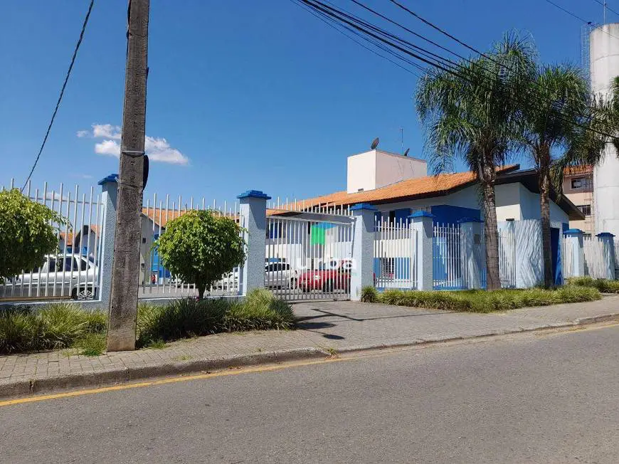 Foto 2 de Apartamento com 3 Quartos à venda, 56m² em Capão Raso, Curitiba