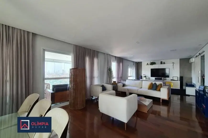 Foto 1 de Apartamento com 3 Quartos para alugar, 250m² em Chácara Klabin, São Paulo