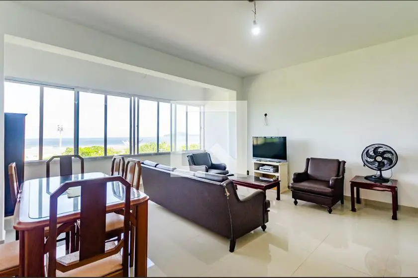 Foto 3 de Apartamento com 3 Quartos para alugar, 150m² em Gonzaga, Santos